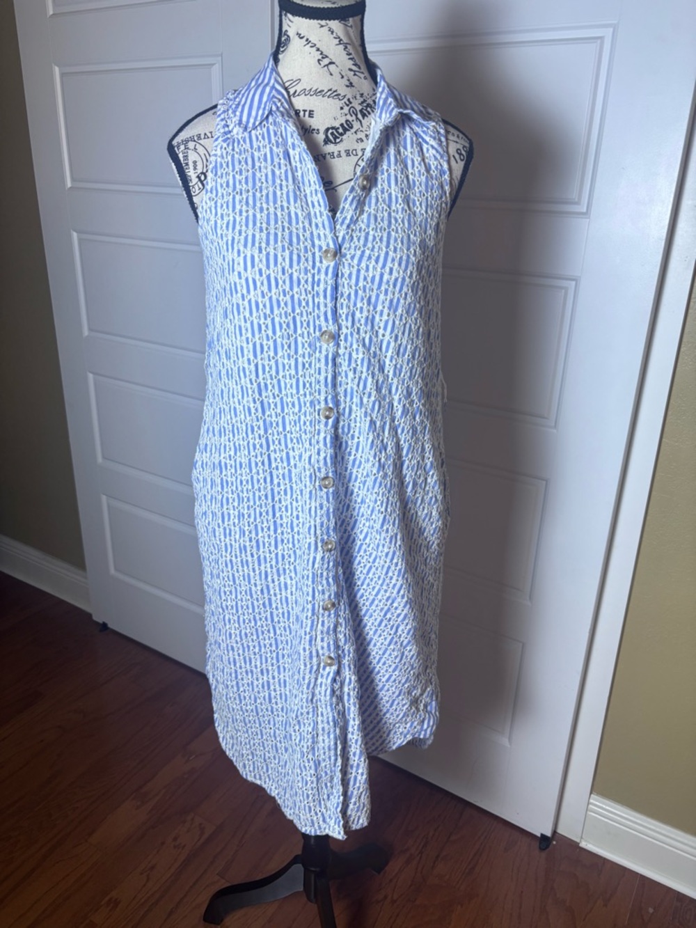 Anthropologie Kismet Blue White Eyelet Embroidered Midi Shirt Dress Womens 4